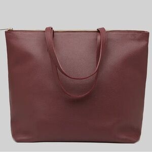 Cuyana manoon leather Tote